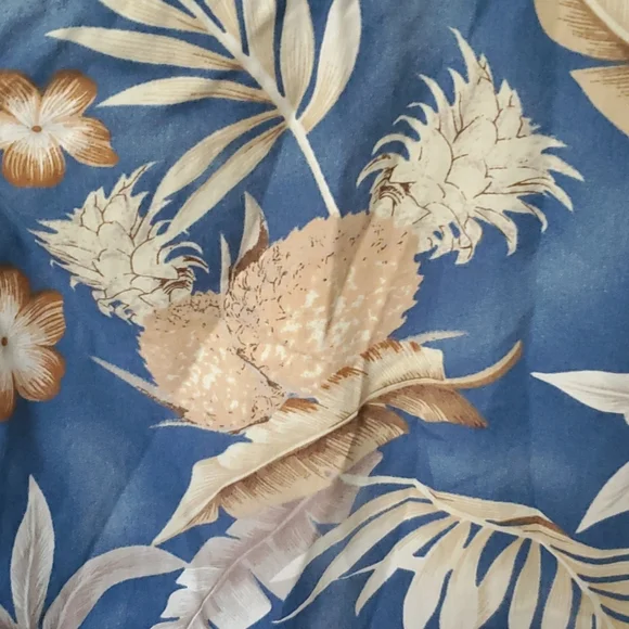 Topical short sleeve shirt - Picture 7 of 8